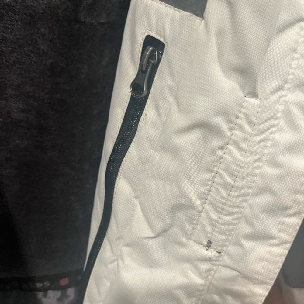 Swiss Alps Women's Snow/Ski Jacket in Bright Hydro White and Gray Women’s Large - Picture 5 of 6